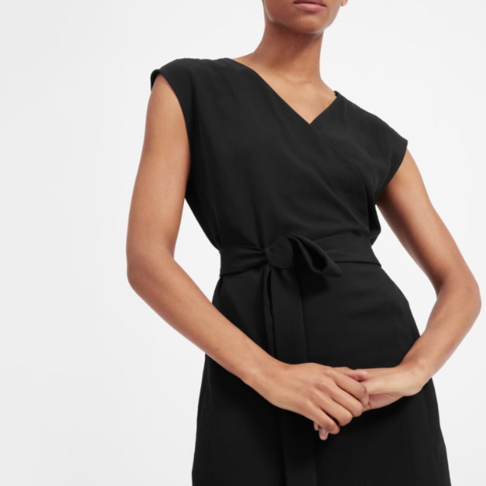 The Japanese GoWeave Short-Sleeve Mini Wrap Dress